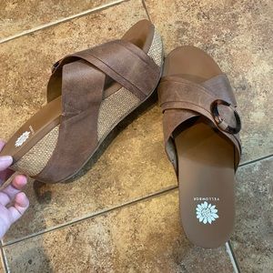 Yellow box platforms